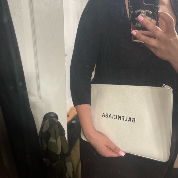 Balenciaga Clutch Authentic - Picture 6 of 6